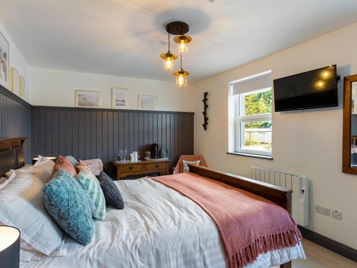 Macs Townhouse Dungarvan Dungarvan  Dış mekan fotoğraf