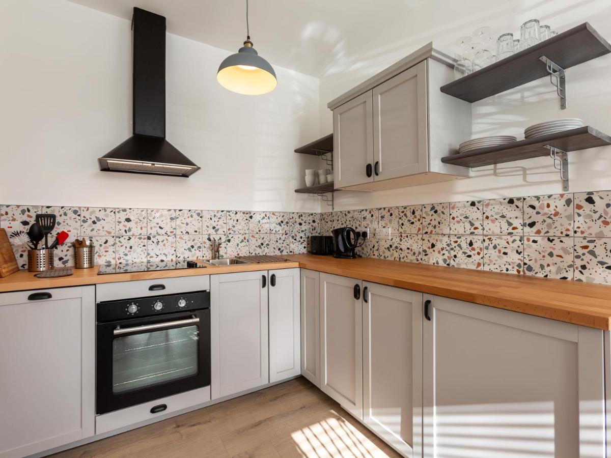 Macs Townhouse Dungarvan Dungarvan  Dış mekan fotoğraf